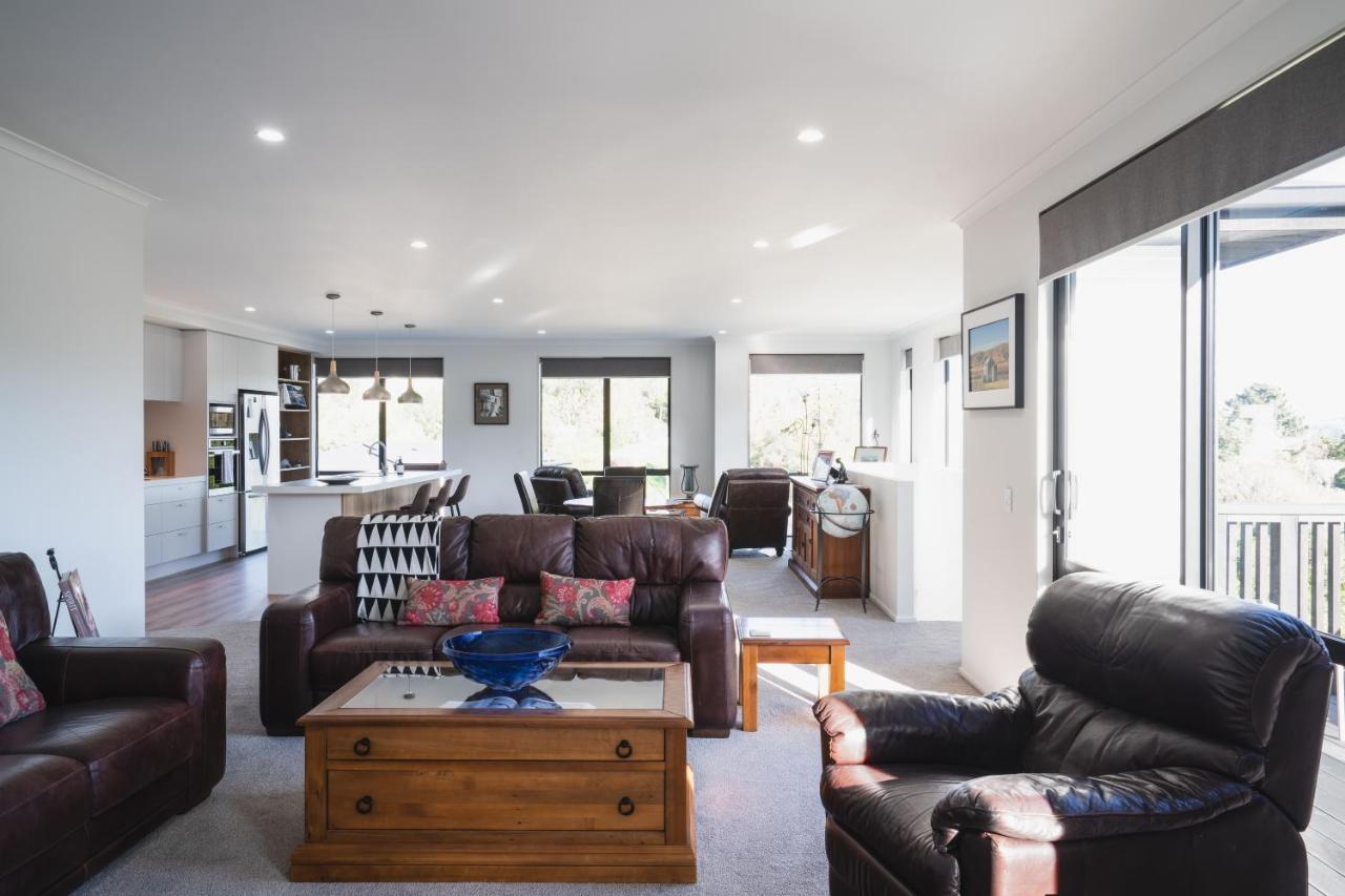 Villa Modern Family Friendly Getaway Dunedin Exterior foto