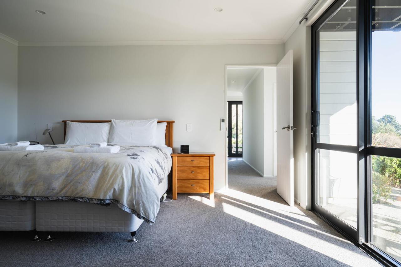 Villa Modern Family Friendly Getaway Dunedin Exterior foto